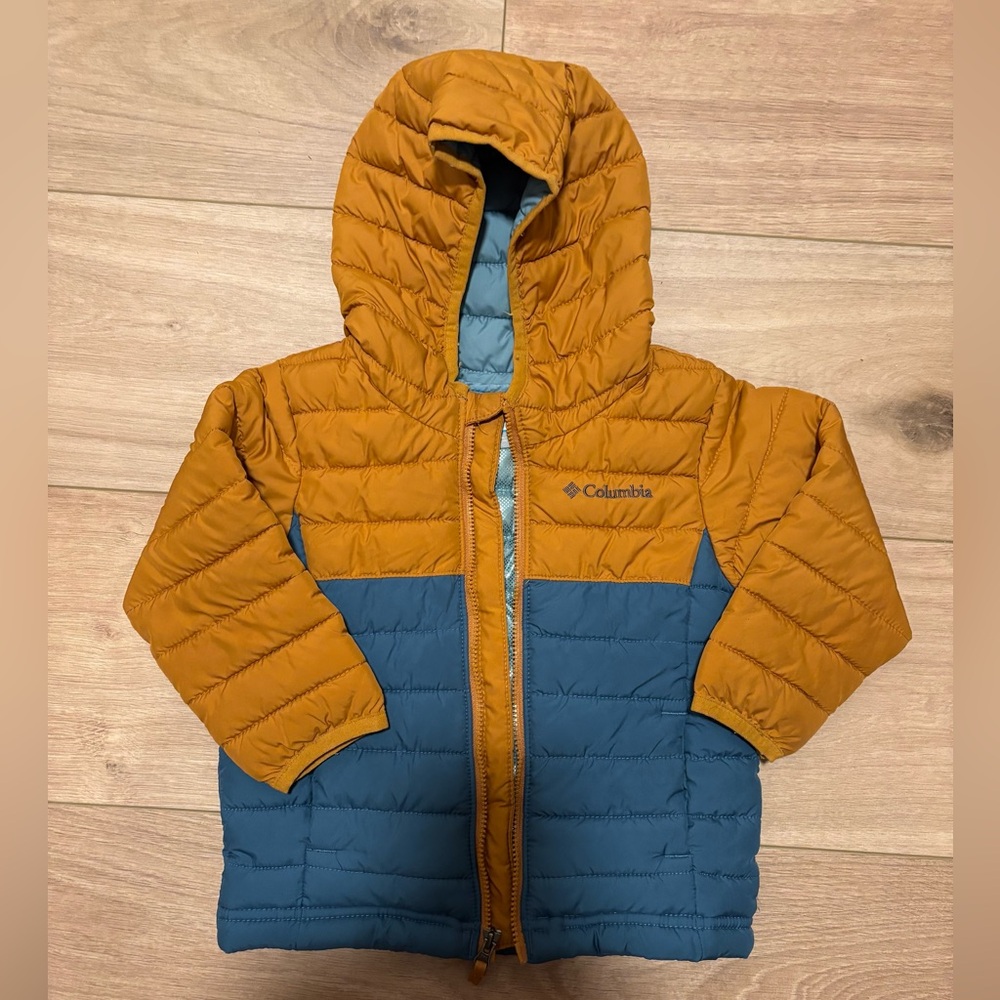 columbia toddler powder lite
hooded jacket size 2T
